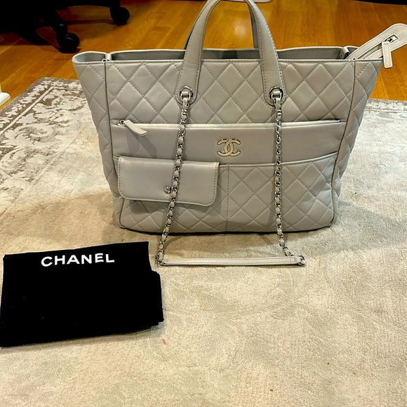 Chanel Ultra Pocket Shopping Tote Large - Picture 6 of 16